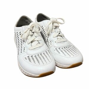 DANSKO  Woman’s Charlie Leather S8
Sneakers/Tennis  Shoes 
Cut Out White Silver